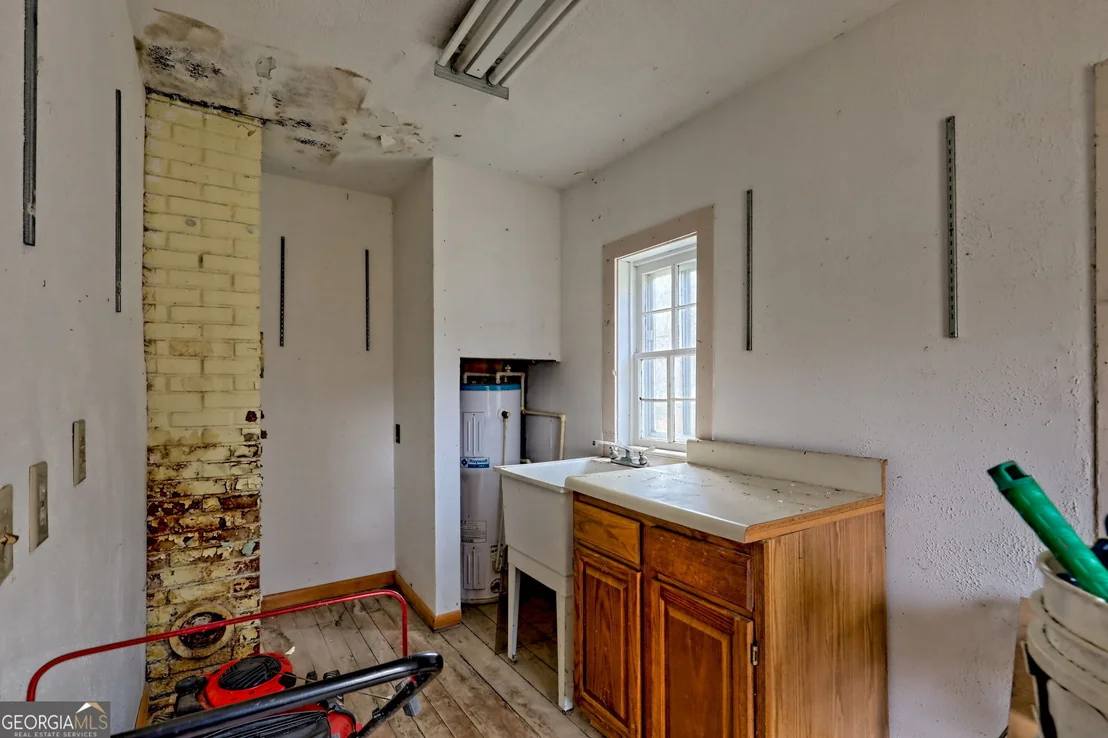 Photo of 7829 Dillard Road