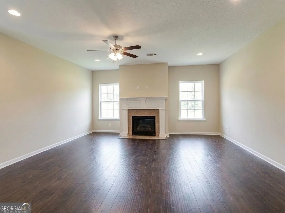 Photo of 1321 Windrow Drive