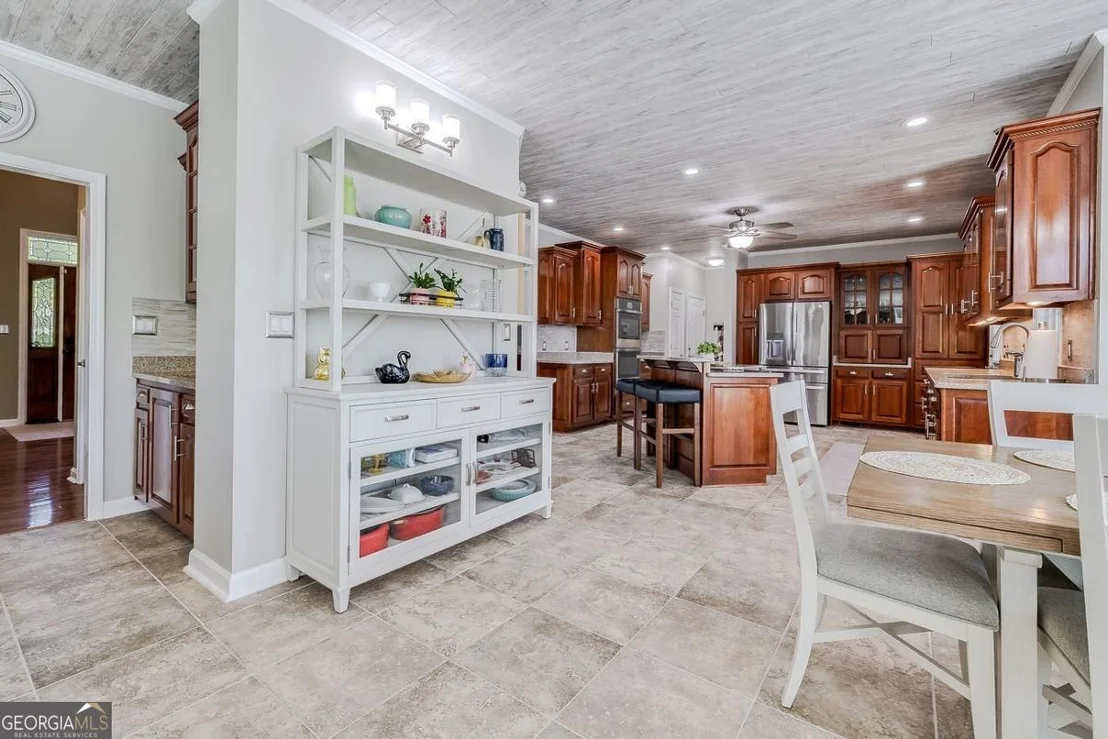 Photo of 152 Cambridge Drive