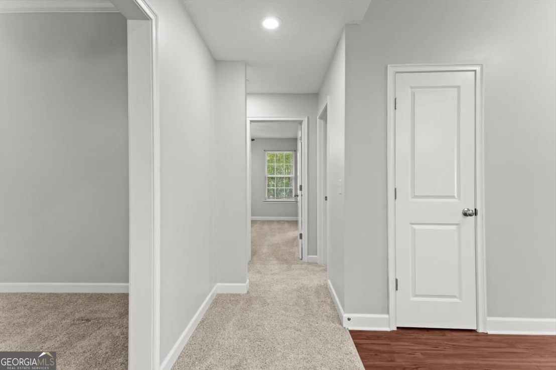 Photo of 270 Sassafras Lane