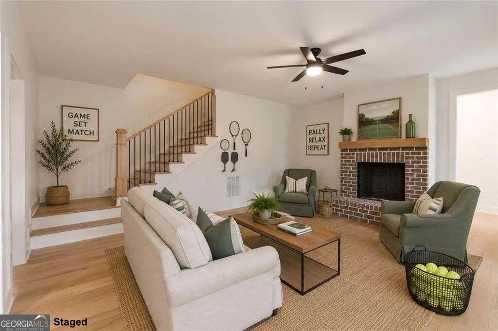 Photo of 5812 Swinging Gate Road