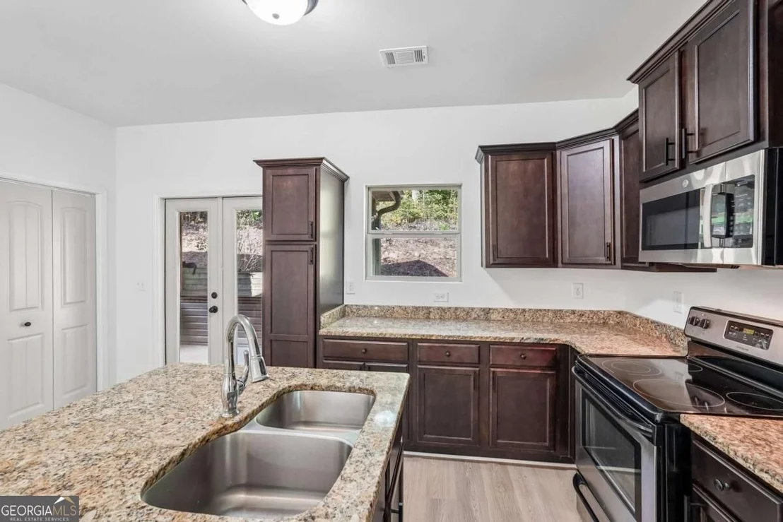 Photo of 141 Bethany Manor Drive