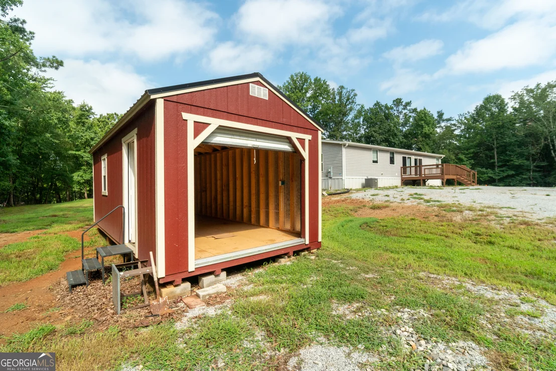 Photo of 257 Iris Drive