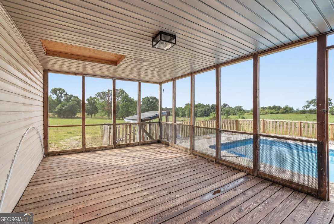 Photo of 5525 Sandy Cross Road
