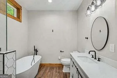 Photo of 60 Oak Forest Circle