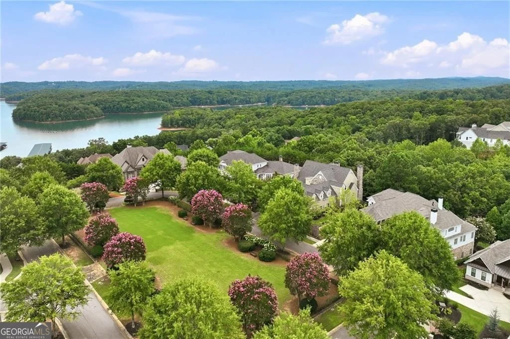 Photo of 6756 Hedge Row Lane