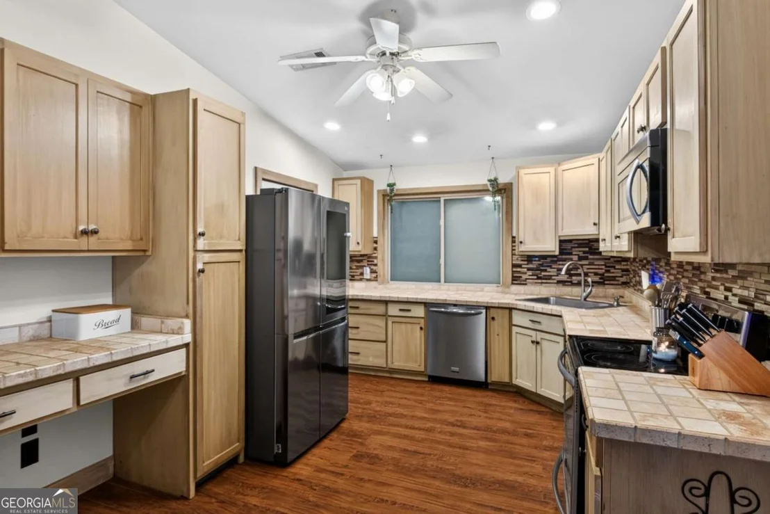 Photo of 438 Hunt Drive