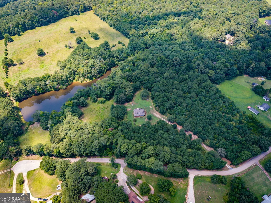 Photo of 160 River Lane