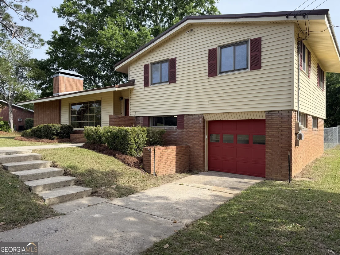 Photo of 105 Westview Drive