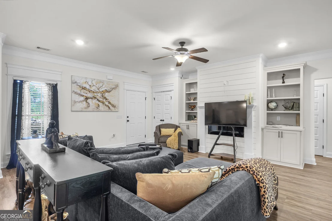 Photo of 166 SE Baker Field Lane