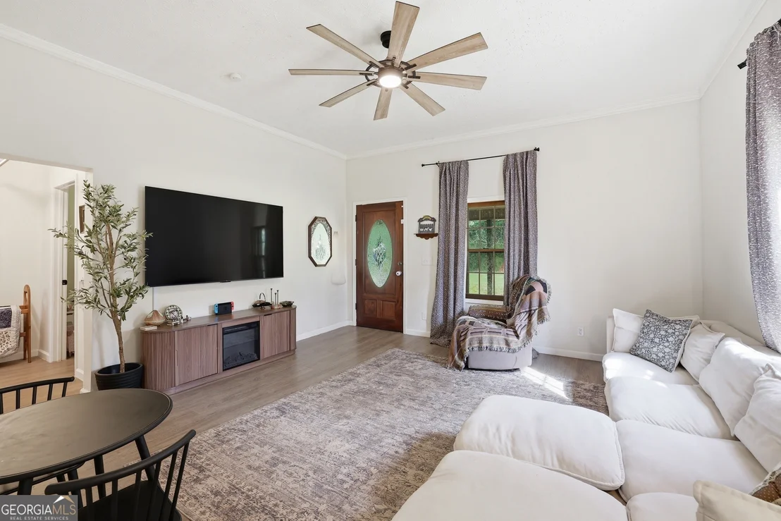 Photo of 5525 Sandy Cross Road