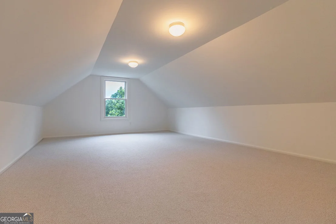 Photo of 1321A Garrett Road