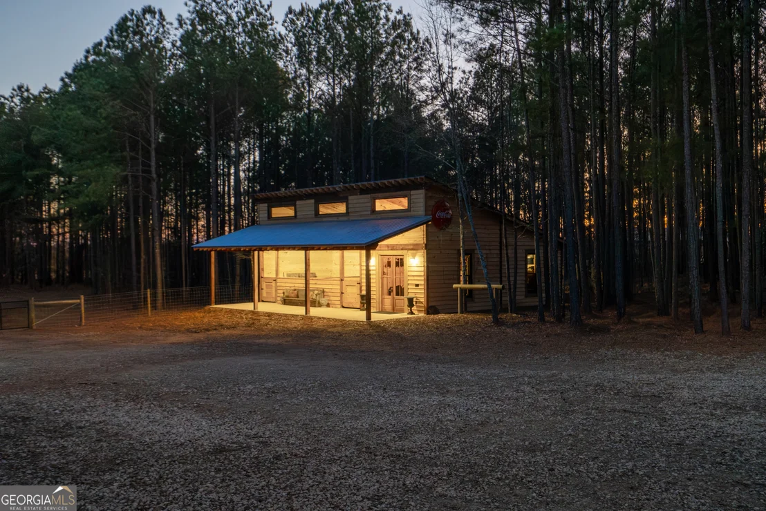 Photo of 1271 Plainview Road