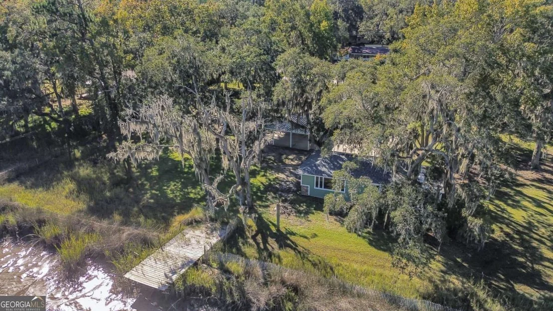 Photo of 1613 Lake Drive