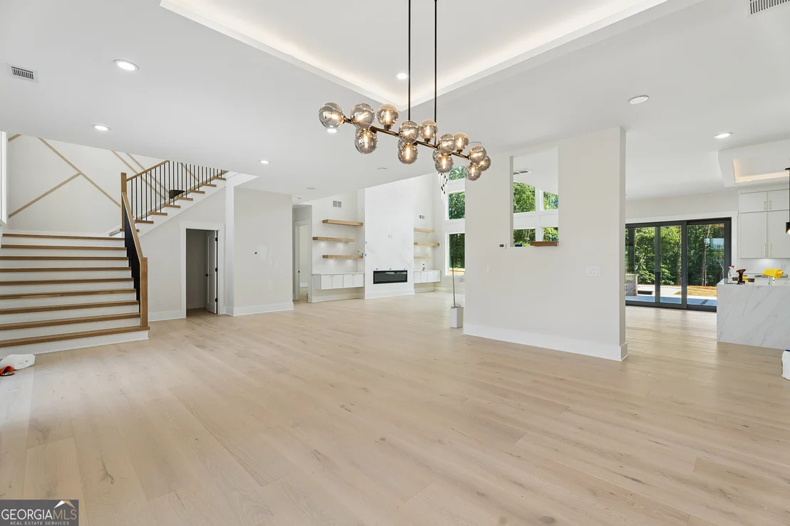 Photo of 1035 Auburn Road