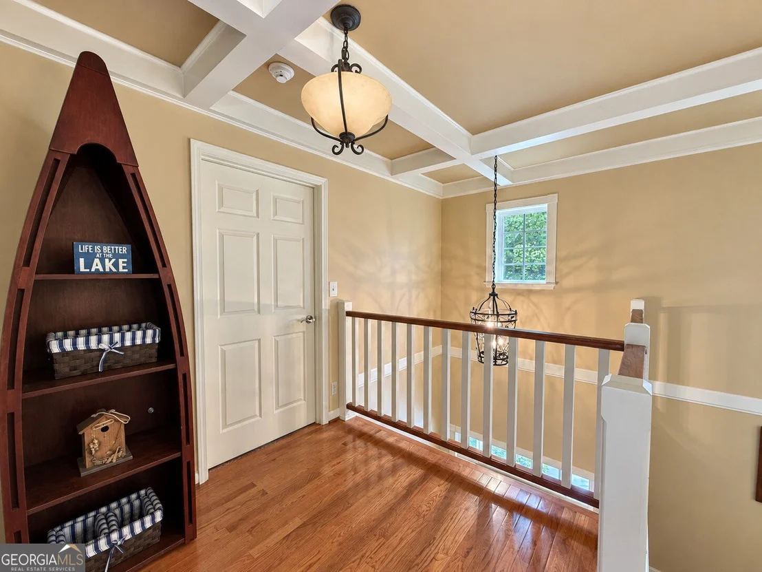 Photo of 669 Shorewood Circle