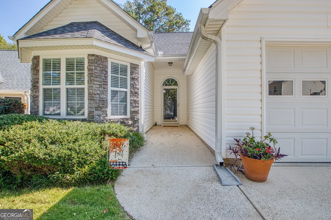 Photo of 70 Green Spring