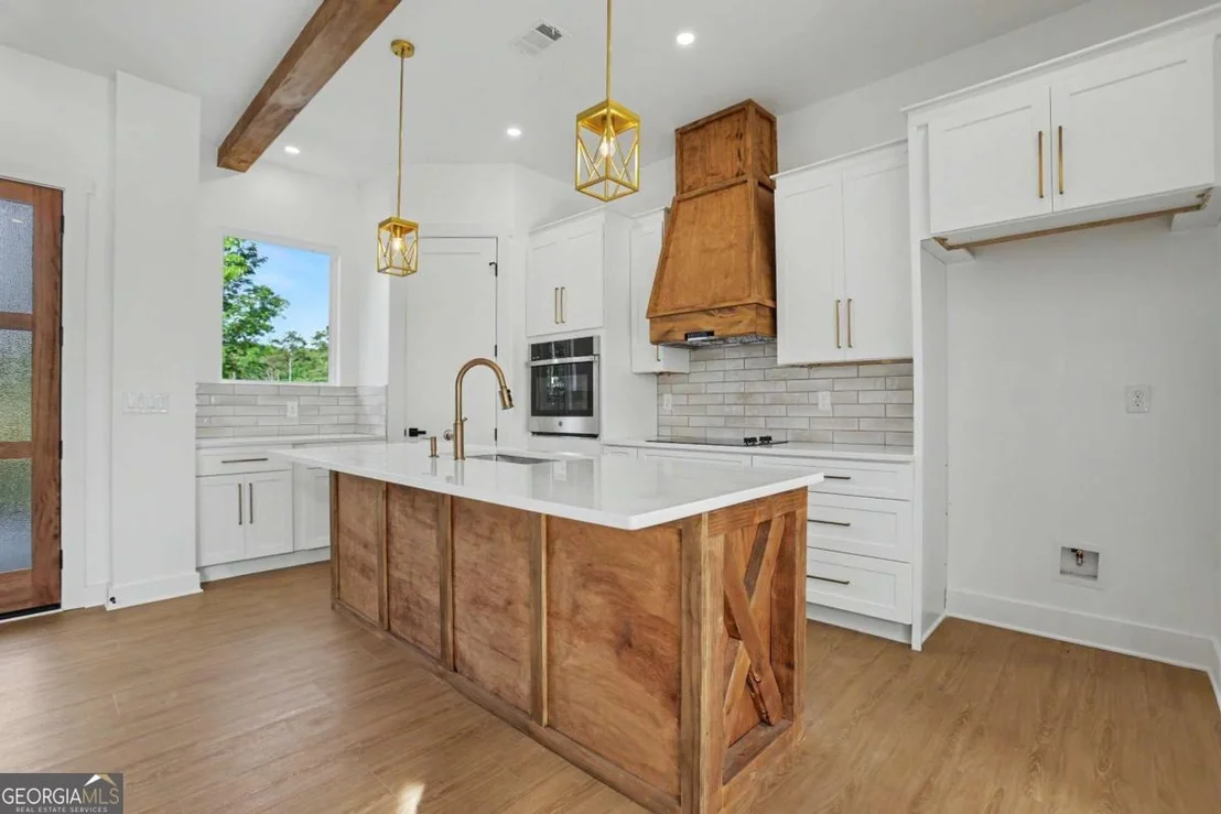 Photo of 5147 Shirley Road