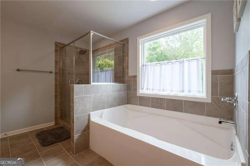 Photo of 719 Fairview Road