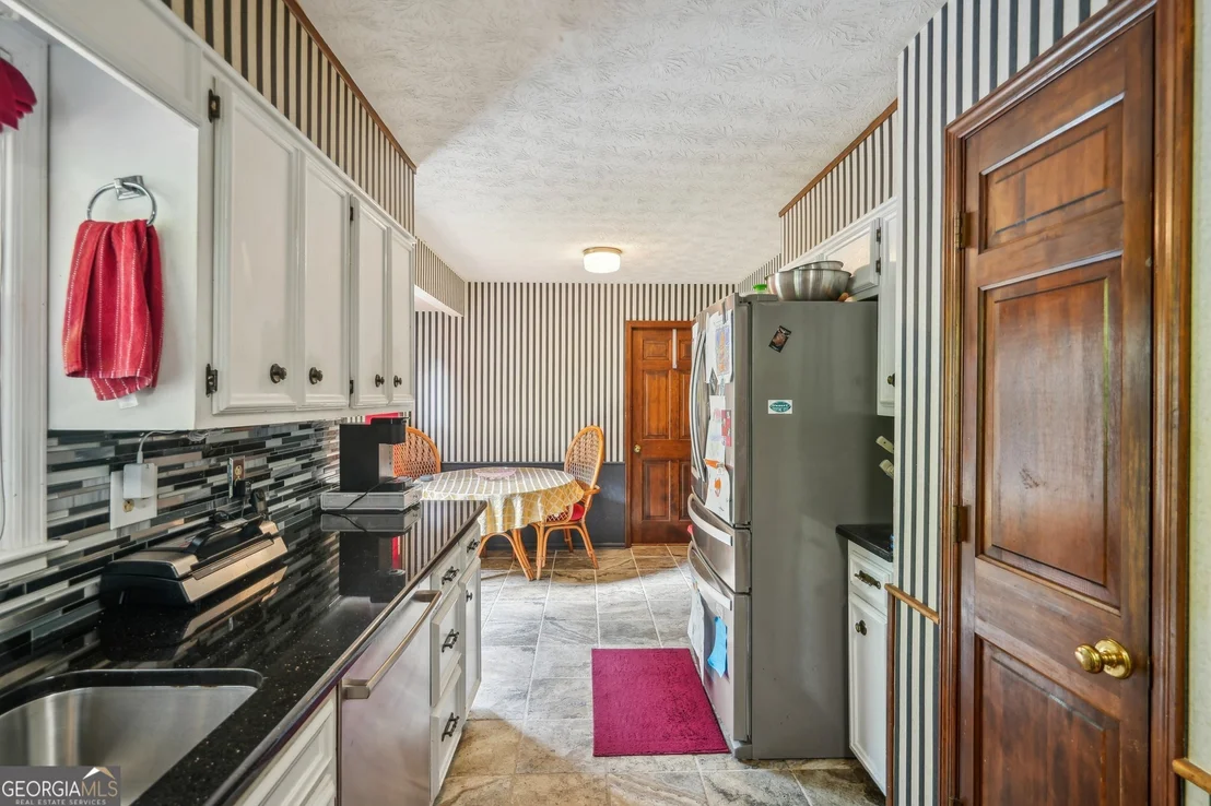 Photo of 8540 Ridge Road