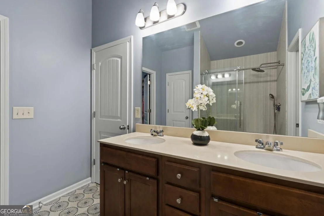 Photo of 1013 Water Oak Trace