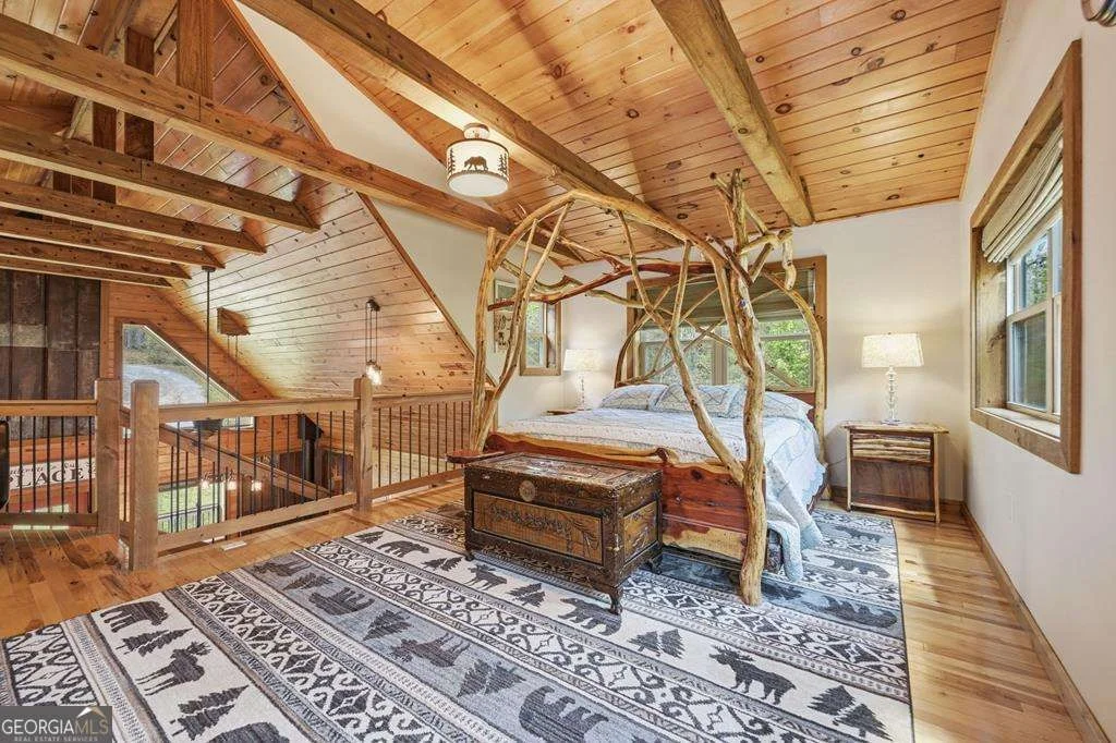 Photo of 106 Roaring Creek Lane