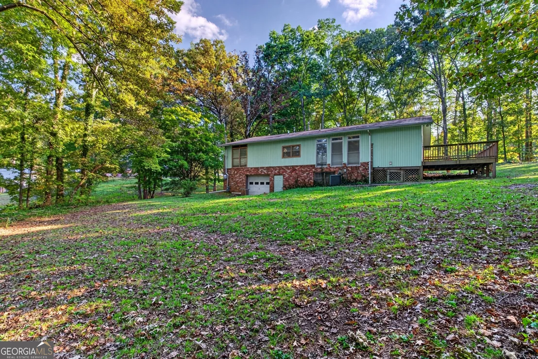 Photo of 123 Lakeview Circle