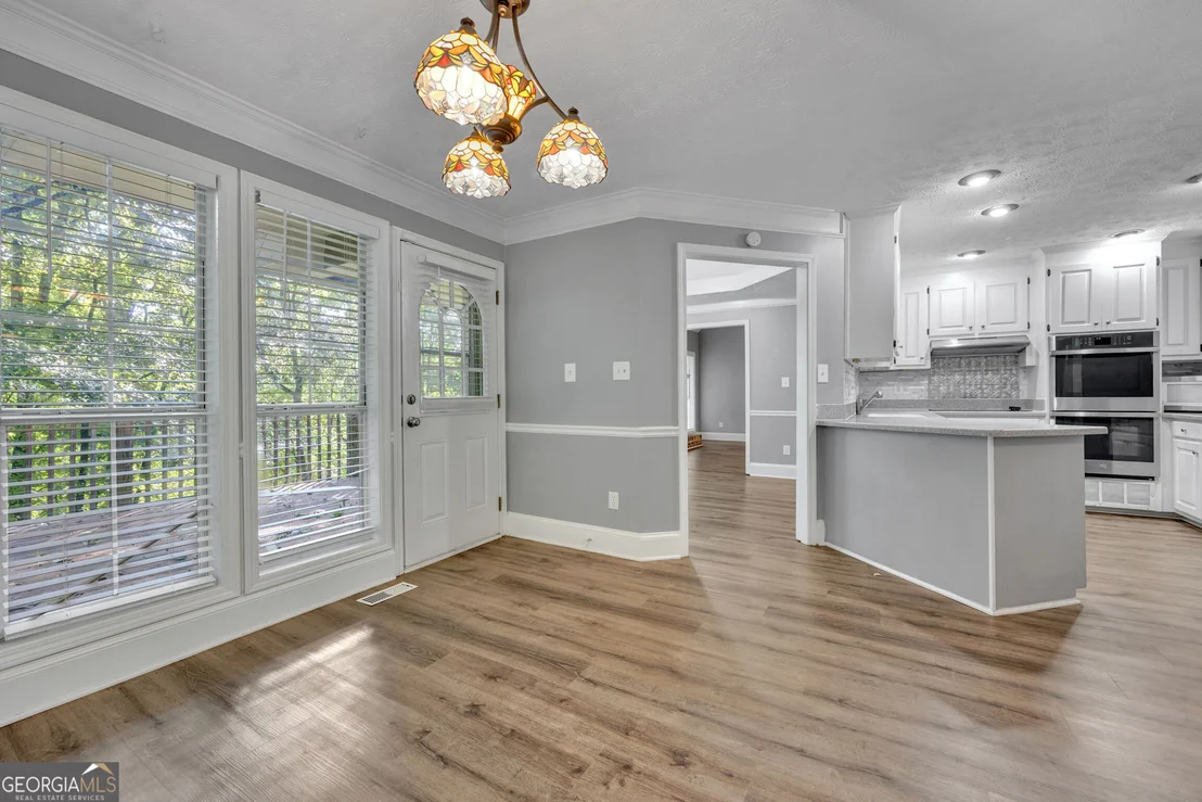 Photo of 1770 River Bluff Road