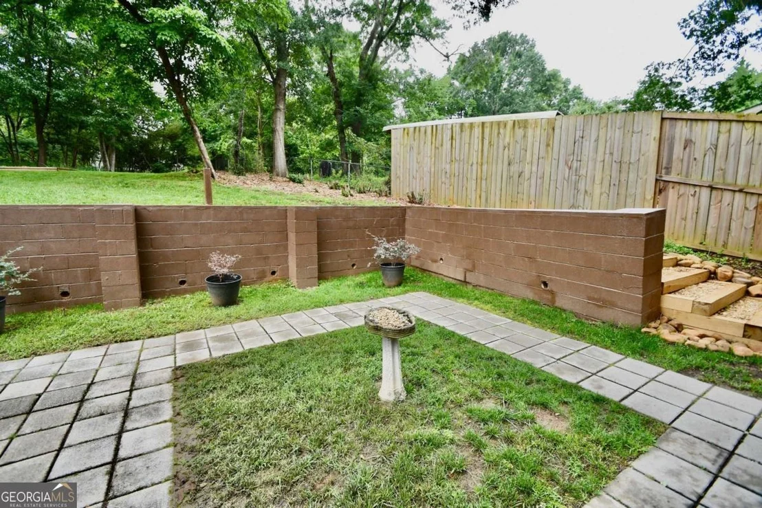 Photo of 280 Valleybrook Drive
