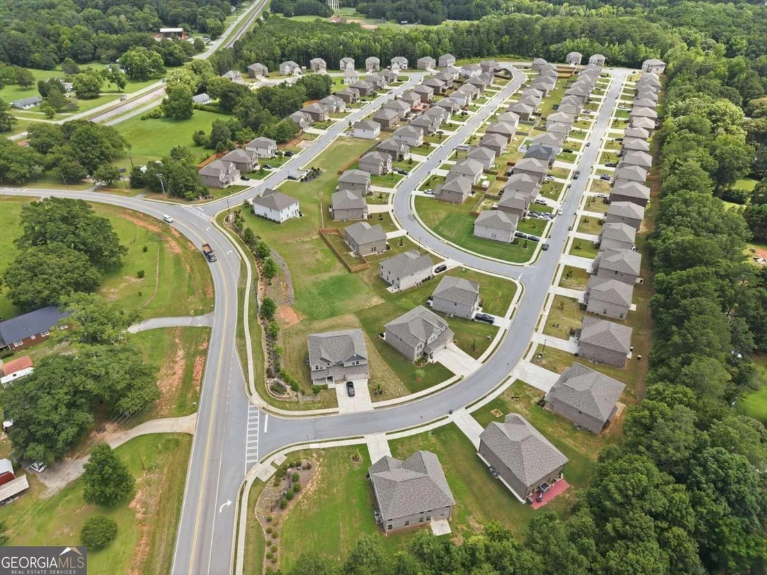 Photo of 417 Sawmill Trace