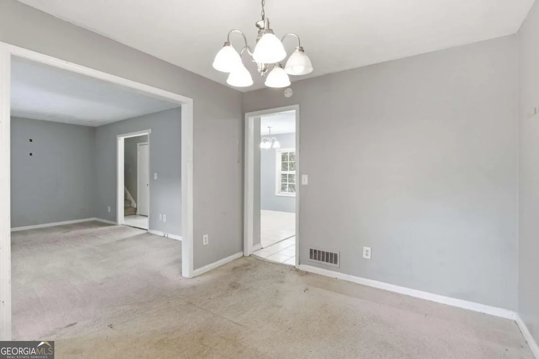 Photo of 1614 Devon Court