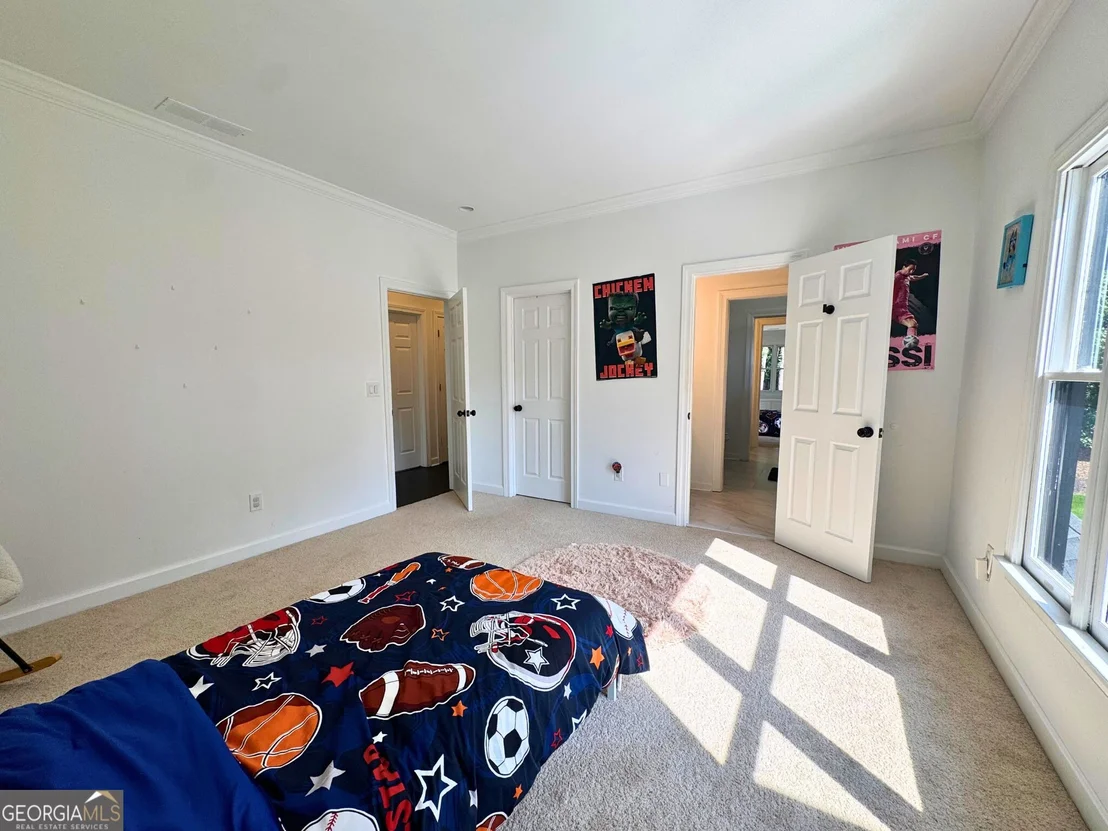 Photo of 302 Shadow Glen