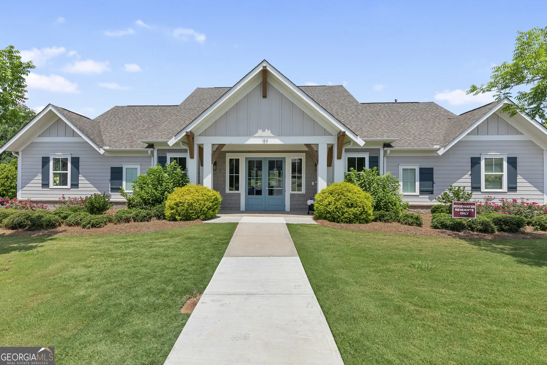 Photo of 710 Bridgeview Drive