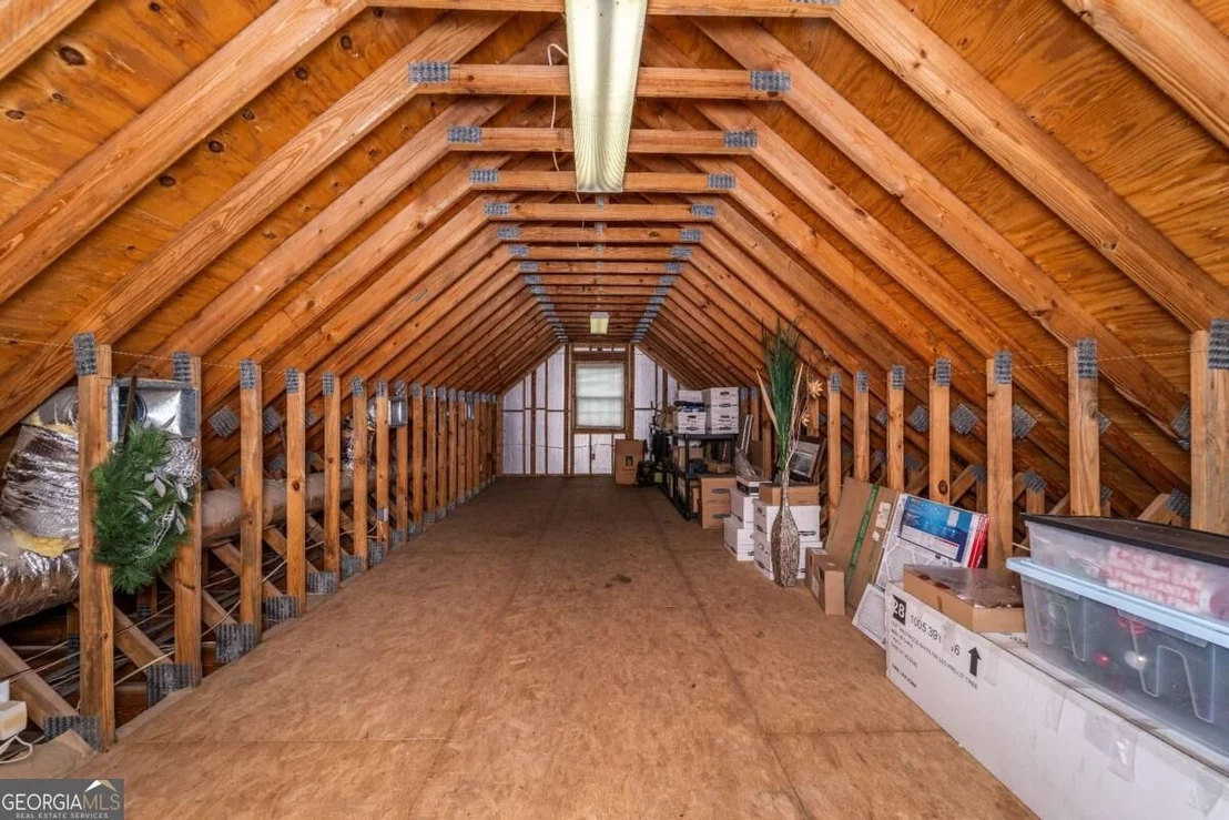 Photo of 161 Greentree Drive
