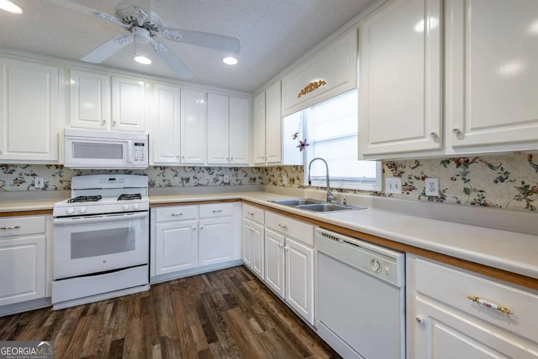 Photo of 141 Apache Ridge Road