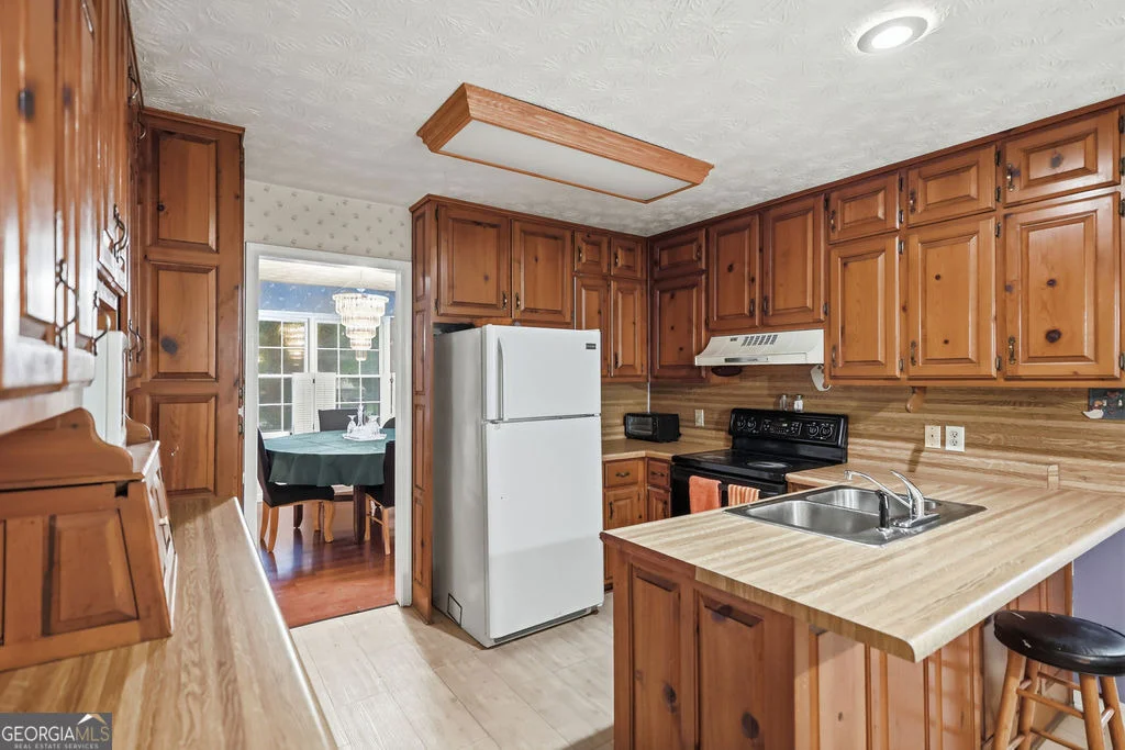 Photo of 75 Slades Mill Road