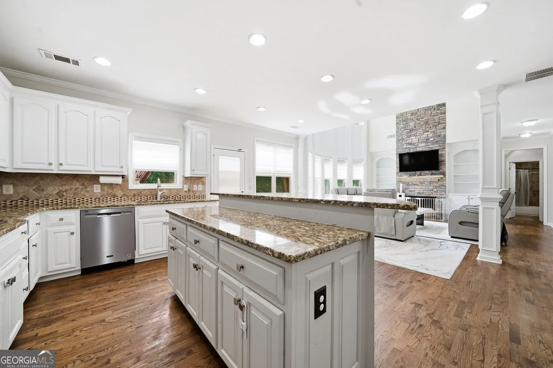 Photo of 2964 Olivine Drive SE