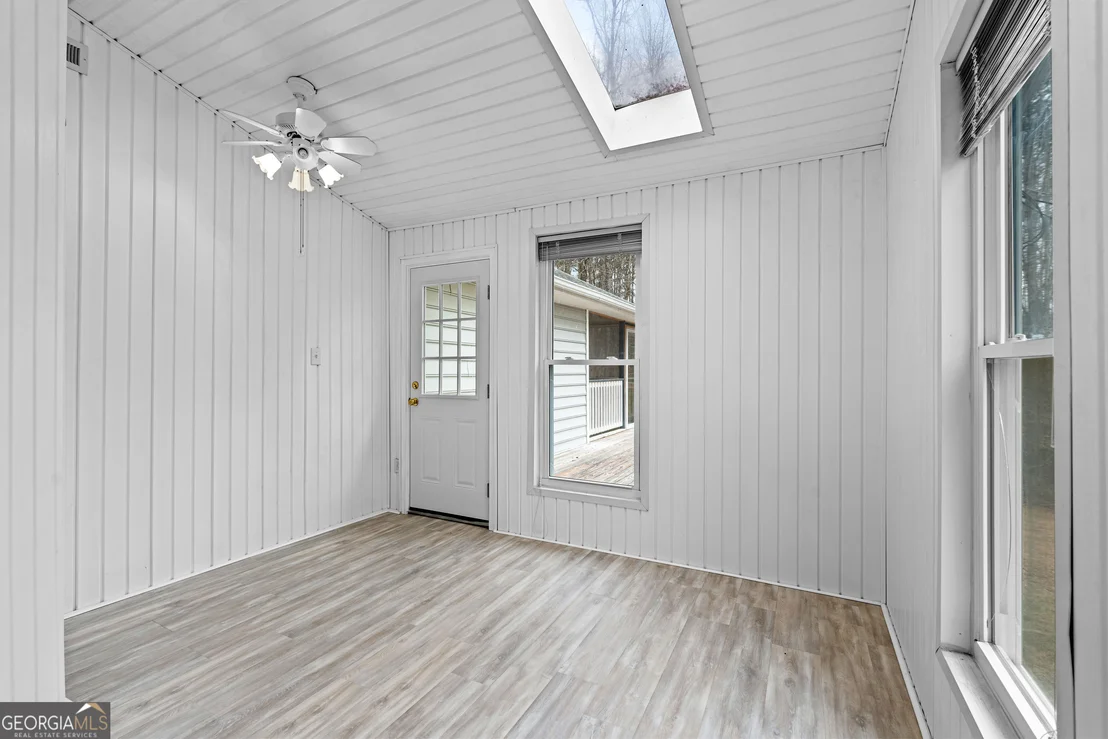 Photo of 423 Woods Road
