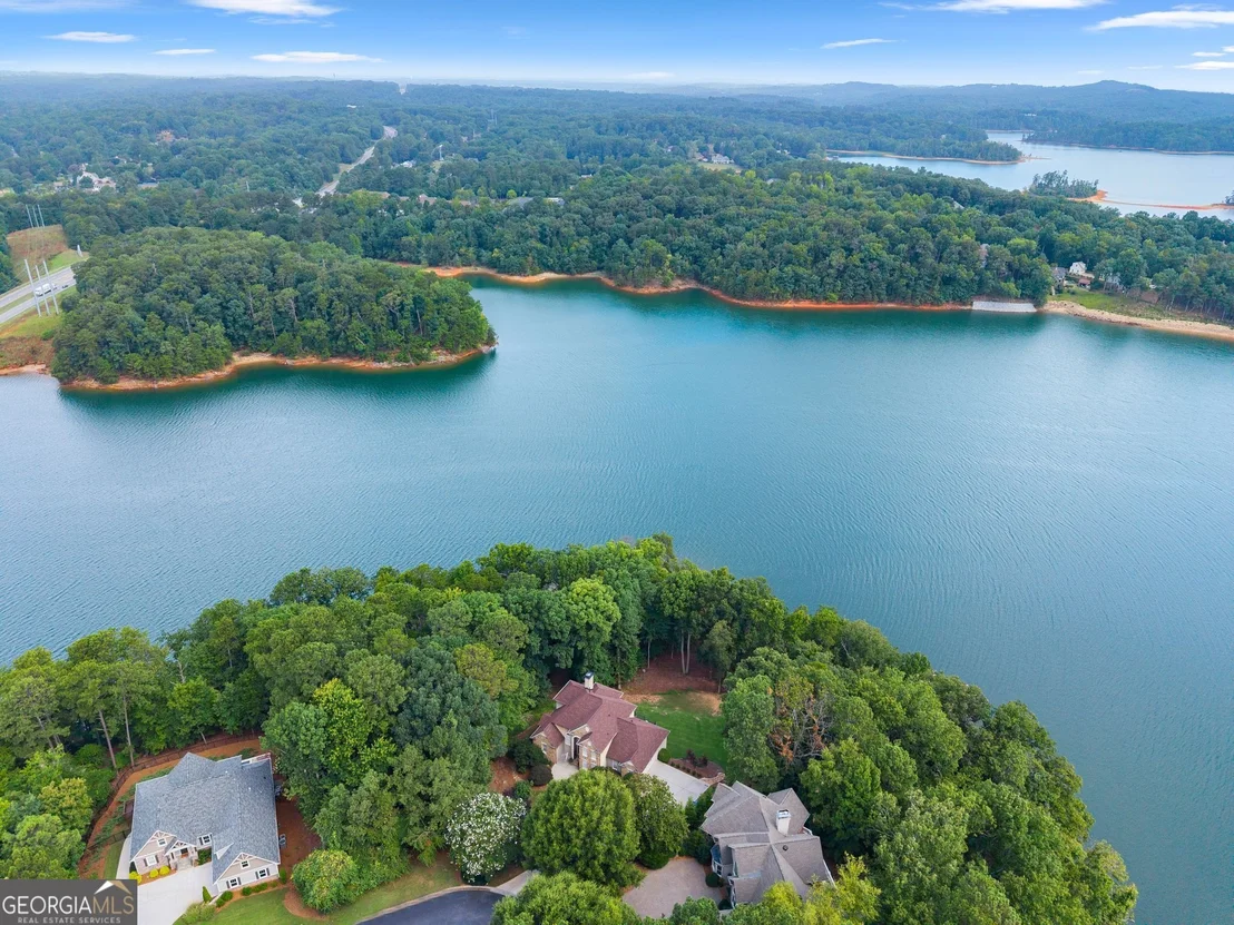 Photo of 2819 Point Overlook