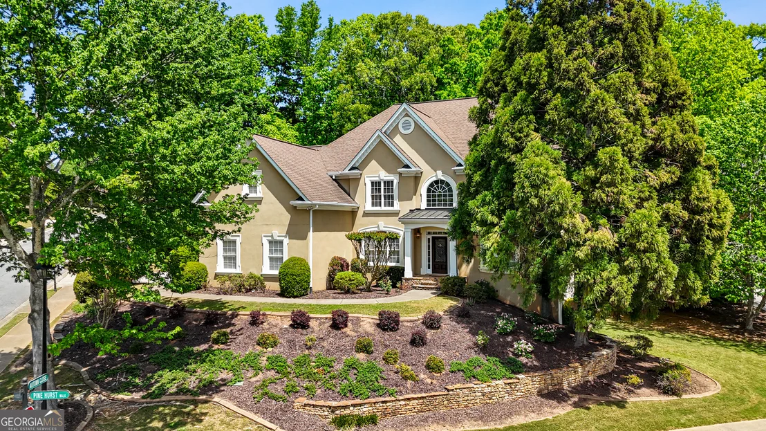 Photo of 990 Autumn Close