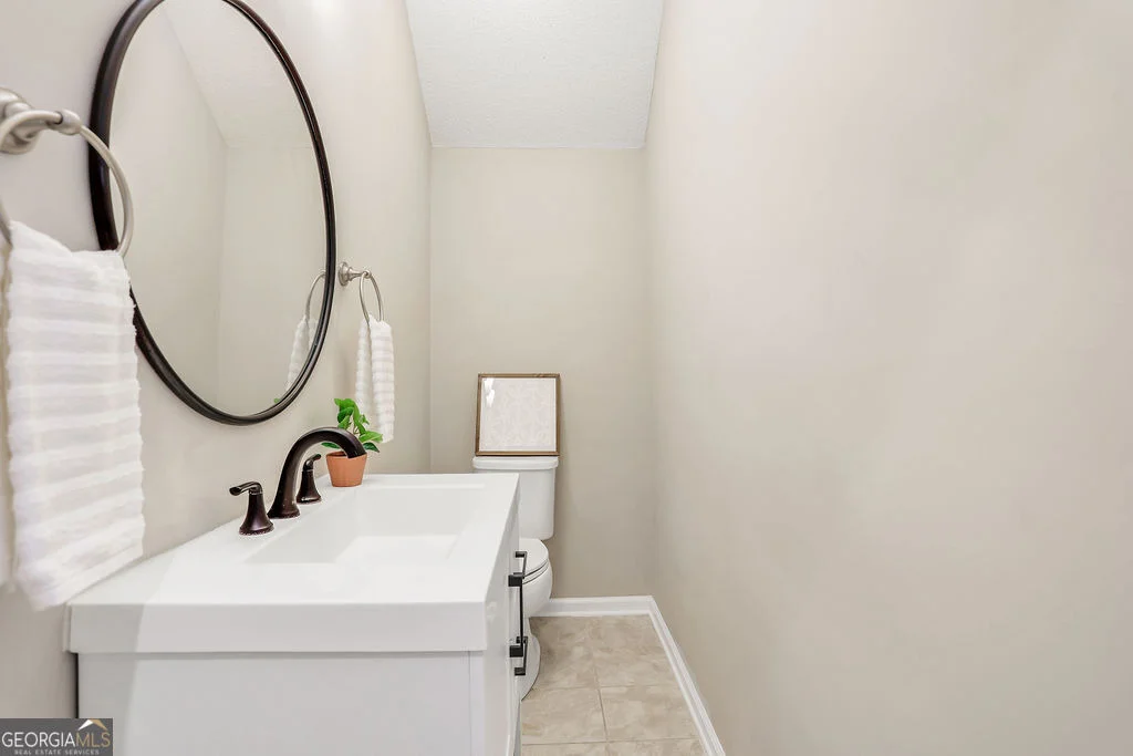 Photo of 210 Brown Thrush Road