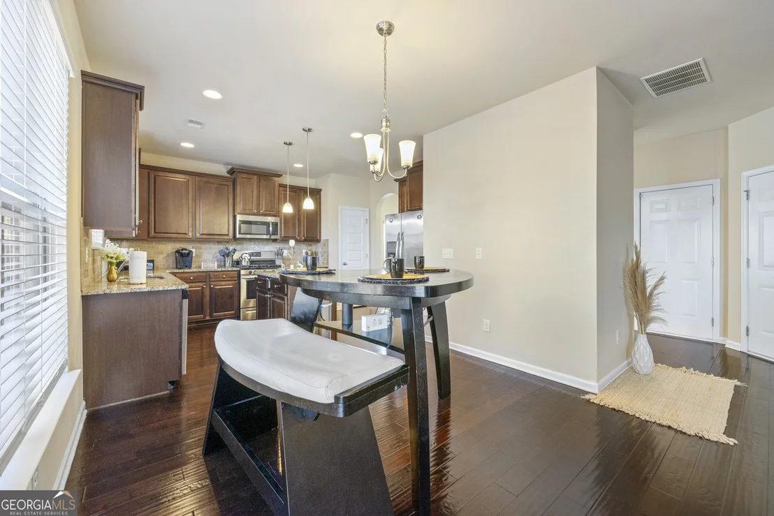 Photo of 536 Caledon Way