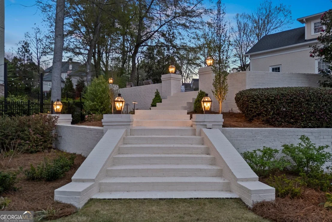Photo of 5727 Mountain Oak Drive