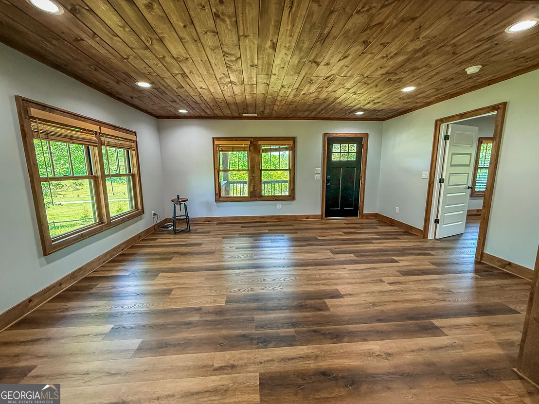 Photo of 30 Ideal Acres