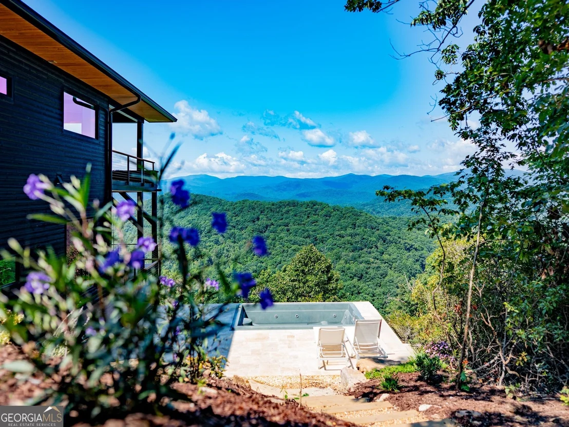 Photo of 831 Sonya Road