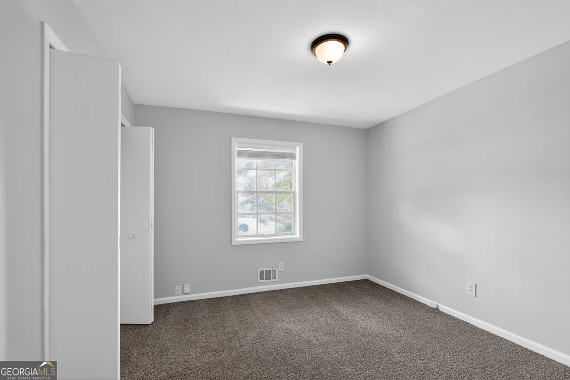 Photo of 2791 Knollview Drive