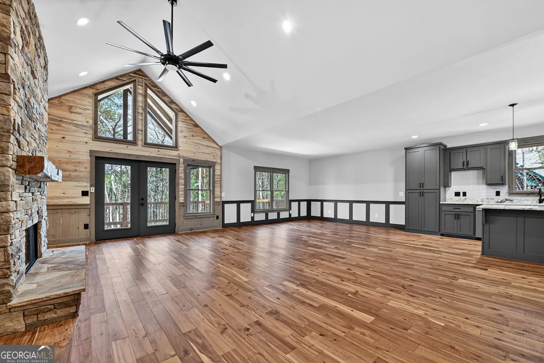 Photo of 375 Seneca Drive