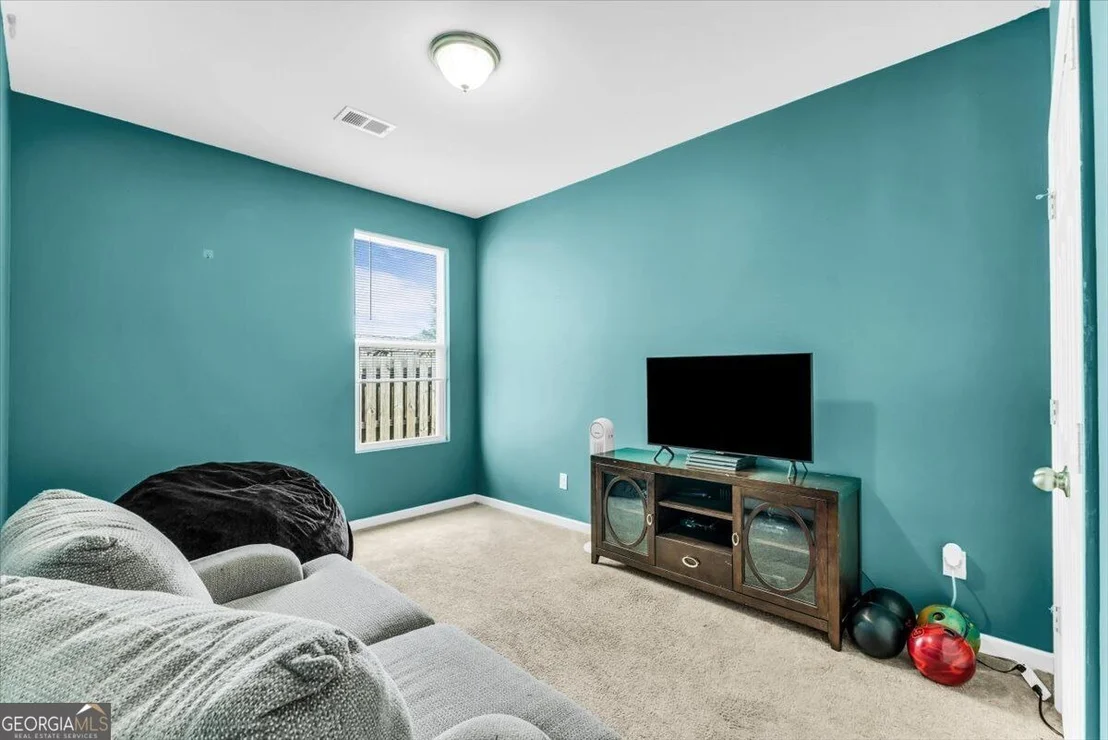 Photo of 413 Lions Den Drive