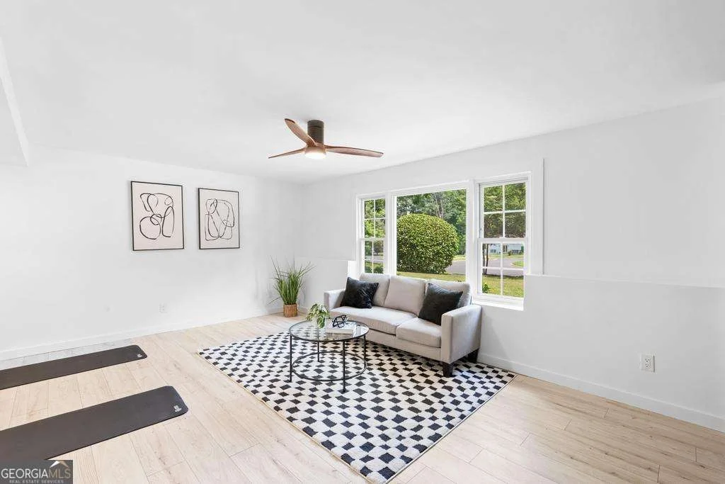 Photo of 2938 Heather Drive