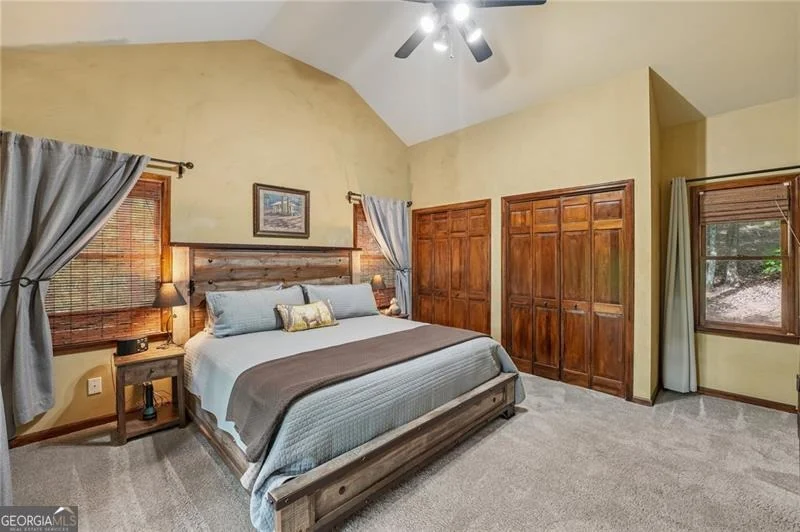 Photo of 1482 Valley View Drive